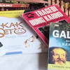 biography recount text singkat