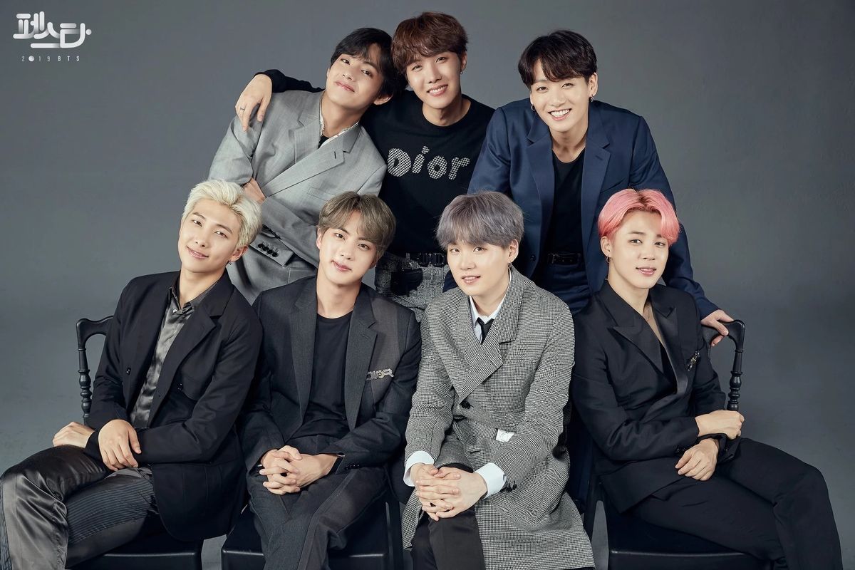 BTS, grup bentukan Big Hit Entertainment.