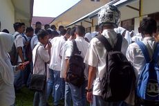 Siswa Dua SMA di Bireuen Tawuran, CCTV Hancur dan Satu Guru Terluka