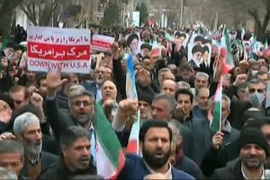 Demo Iran Menjalar ke Kota-kota Besar