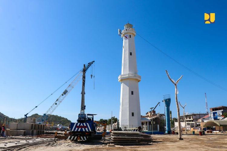 Waterfront Pantai Marina di Labuan Bajo Nusa Tenggara Timur (NTT)