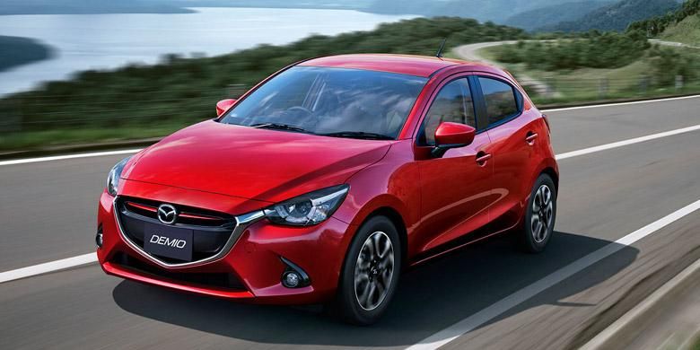 Perbandingan Sekilas Mazda2 Baru Dan Lama