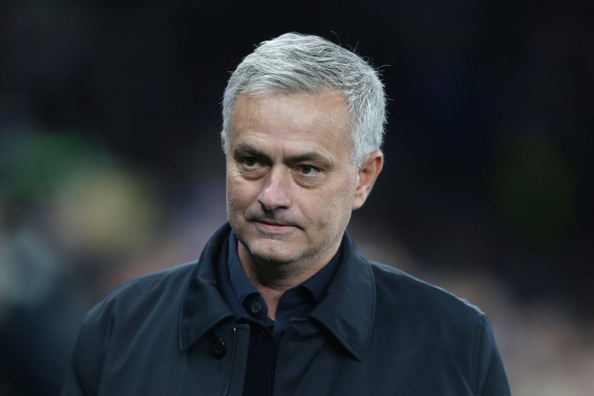 Dibanding Rumah, Jose Mourinho Lebih Senang Tinggal di Hotel