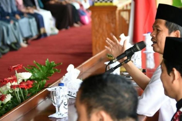 Bupati Purwakata Dedi Mulyadi mengaku siap membantu BNPT mencarikan solusi untuk merangkul para mantan teroris. 