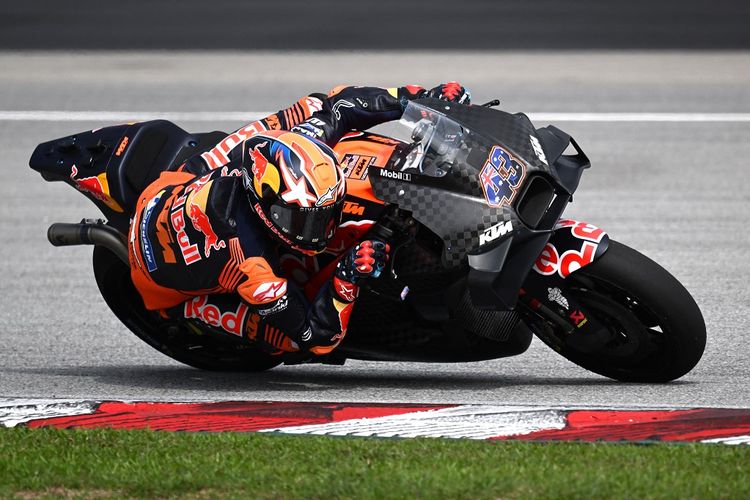 Pebalap Red Bull KTM Jack Miller beraksi dalam rangkaian pramusim MotoGP di Sirkuit Internasional Sepang, Malaysia, pada 10 Februari 2023. Terkini, Jack Miller tampil pada seri pertama MotoGP Portugal di Sirkuit Internasional Algarve, Jumat (24/3/2023) malam WIB.