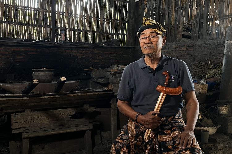 Menyelisik Makna di Balik Bilah Keris: Identitas, Seni, dan Doa