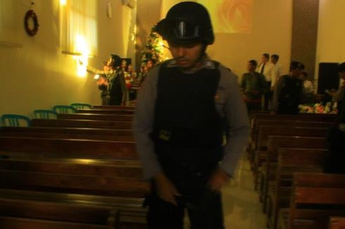 Waspadai Teror Bom, Polisi Sisir Gereja di Ponorogo