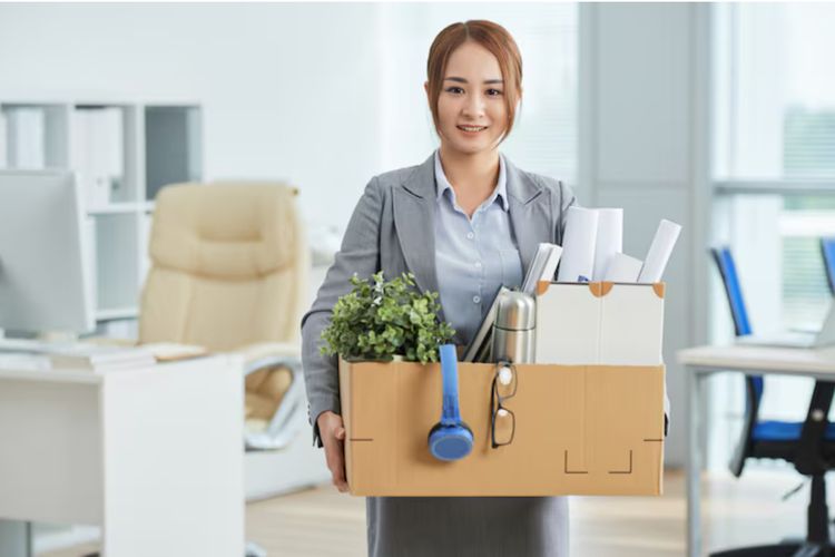 80 Ucapan Perpisahan Teman Kerja yang Menyentuh Hati, Singkat, dan Berkesan