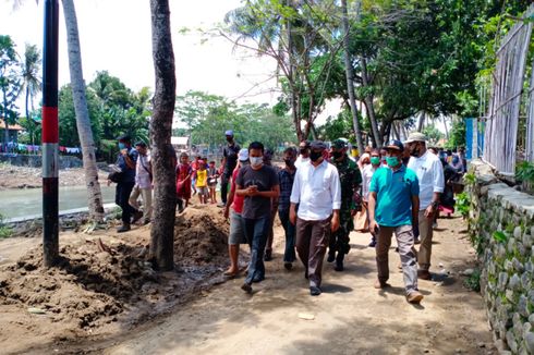 Teten Masduki Sebut Banjir Bandang Garut Selatan Disebabkan Kerusakan Lingkungan