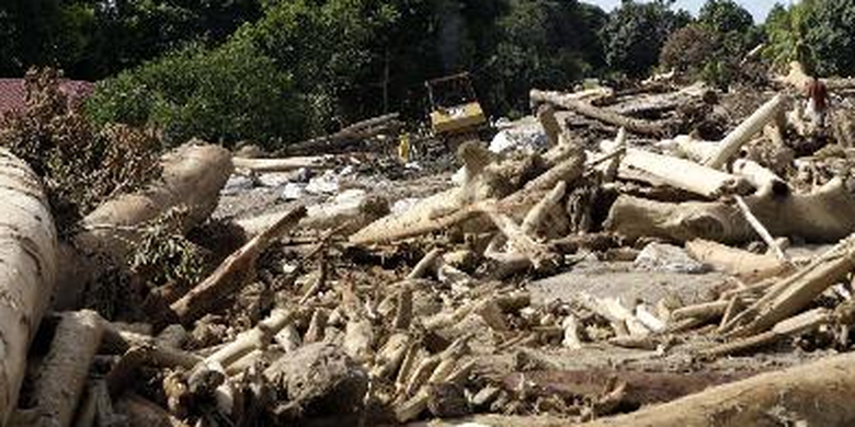 Komentar Berita : Hari Ini dalam Sejarah: Bencana Banjir ...