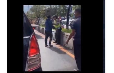 Viral video pengendara Innova ribut dengan polisi di Banjarmasin