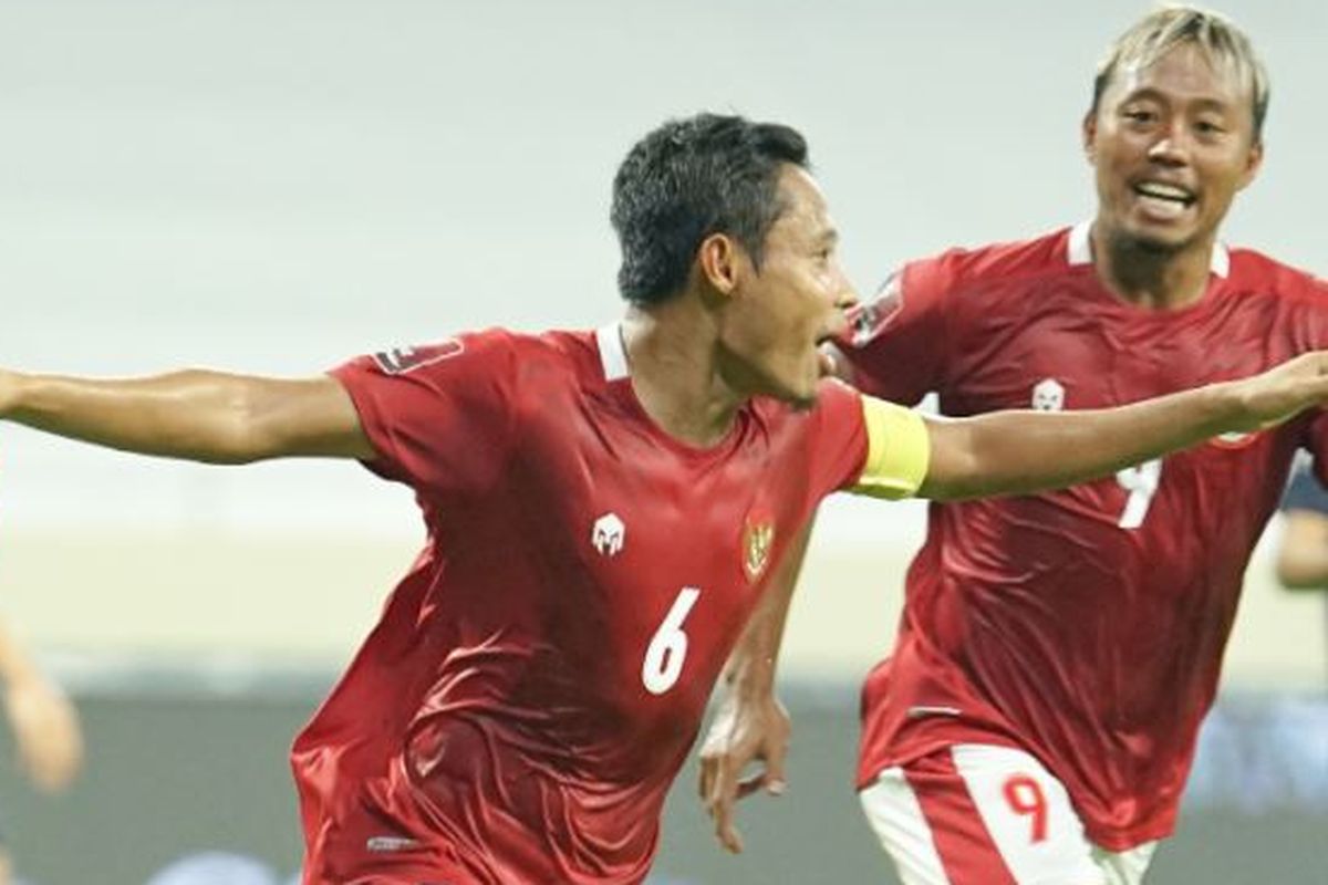 Gelandang timnas Indonesia Evan Dimas merayakan gol ke gawang Thailand pada laga Kualifikasi Piala Dunia 2022 Zona Asia di Dubai, UEA, pada Kamis (3/6/2021) malam WIB.