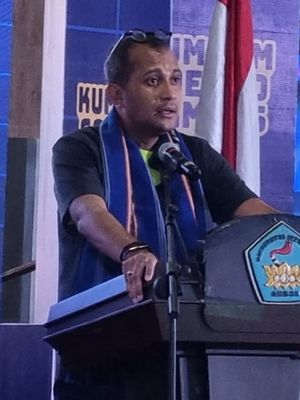 Wakil Menteri Hukum dan HAM (Wamenkumham) Edward Omar Sharif Hiariej di acara Kumham Goes To Campus di Universitas Pattimura, Ambon, Maluku, Kamis (4/5/2023).