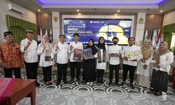 Dorong Lulusan SMK Berwirausaha, Bupati Banyuwangi Berikan Bantuan Alat Usaha