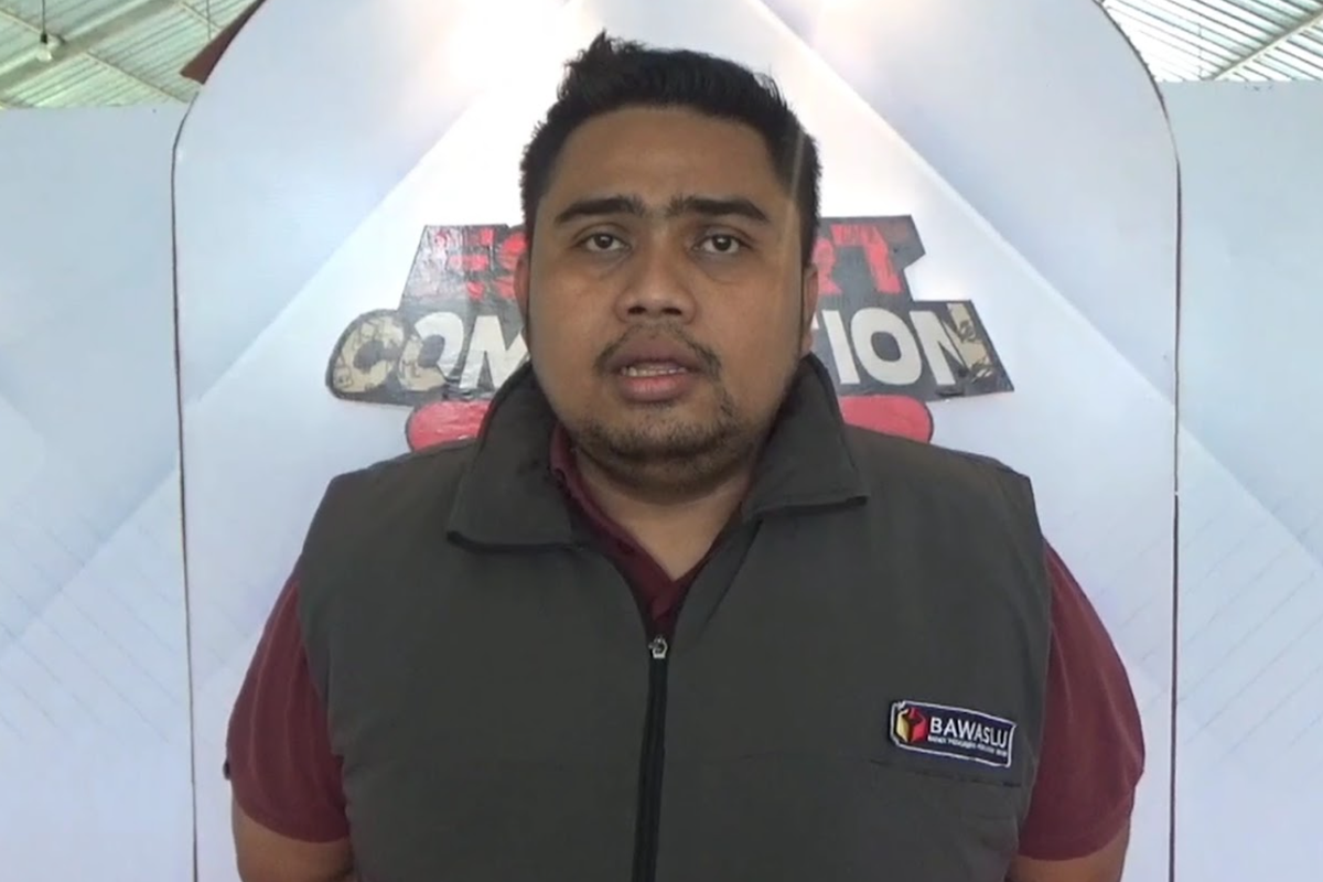 Ketua Bawaslu Jember Sanda Aditya Pradana 