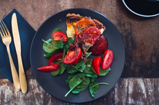Tomat hingga Kopi, 7 Jenis Makanan untuk Jaga Kesehatan Paru-paru
