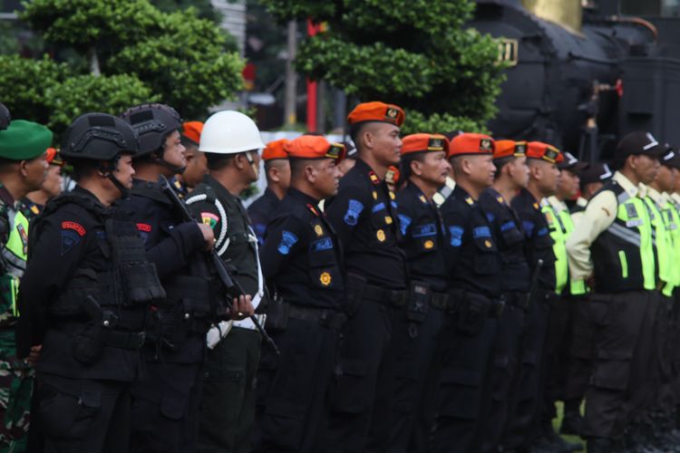 Apel Gelar Pasukan Posko Angkutan Lebaran PT KAI Daop 5 Purwokerto, Jawa Tengah, Jumat (5/4/2024).