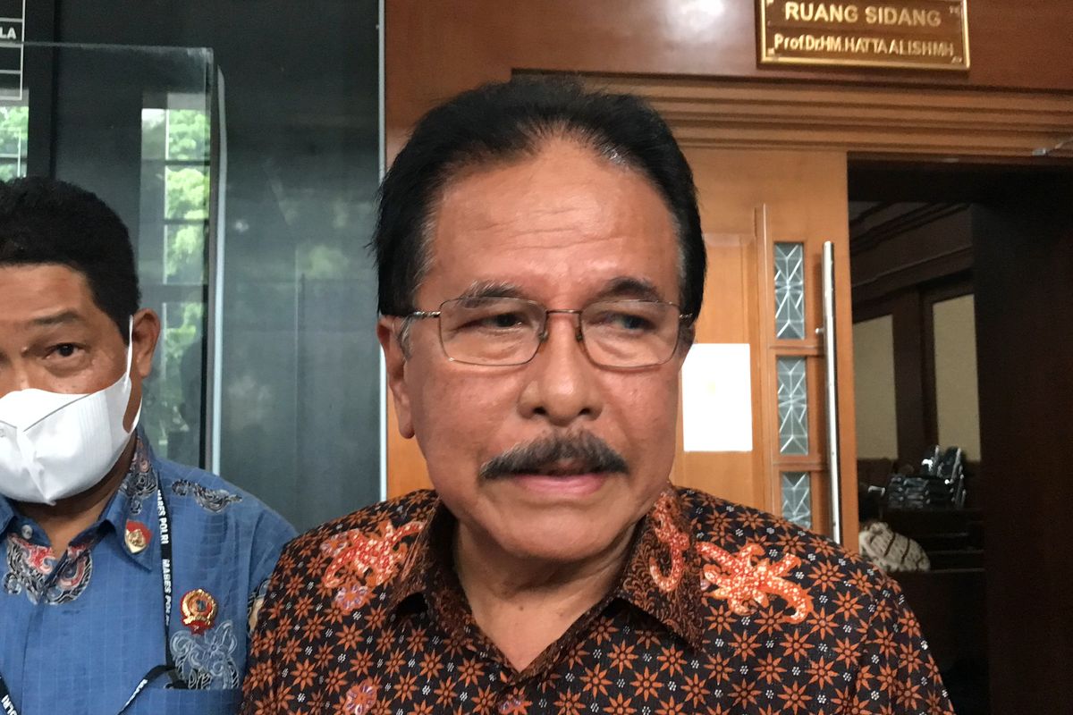 Mantan Menteri Agraria dan Tata Ruang/Kepala Badan Pertanahan Nasional (ATR/BPN) Sofyan Djalil hadir sebagai saksi dalam persidangan kasus pemalsuan dokumen untuk pembatalan surat Hak Guna Bangunan (HGB) di Pengadilan Negeri (PN) Jakarta Pusat, Jumat (4/11/2022).