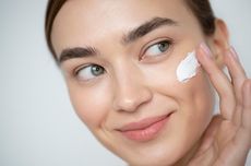 3 Cara Reapply Sunscreen di Atas Makeup