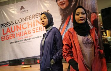 Nyaman di Luar Ruang, Eiger Bikin Koleksi Hijab "Dingin" Halaman ...