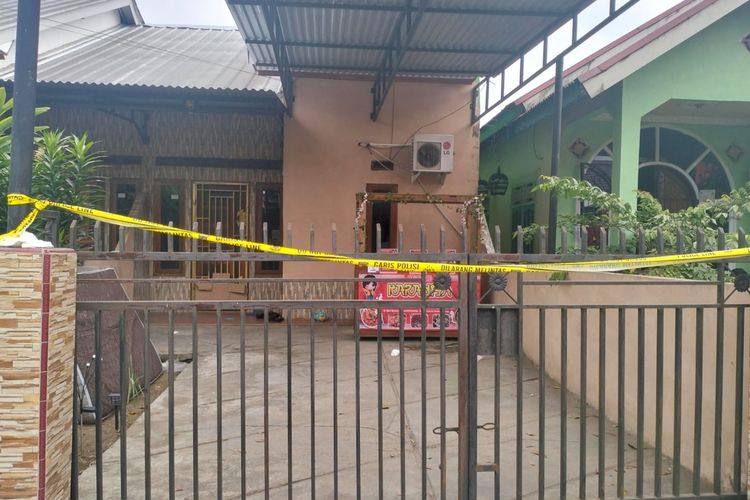 Lokasi rumah pedagang seblak yang ditemukan tewas membusuk lantaran diduga menjadi korban pembunuhan.