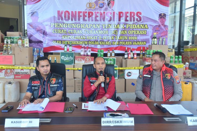 Gunakan AI untuk Edit Foto Tak Senonoh 7 Perempuan Muda, Pria di Banjarmasin Ditangkap