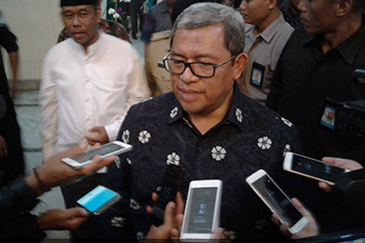 Pemerintah Provinsi Jawa Barat membagikan bantuan sosial untuk 300 lembaga, Selasa (22/8/2017)