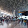 Tak Cuma dalam Pesawat, di Bandara Kini Tidak Lagi Wajib Pakai Masker