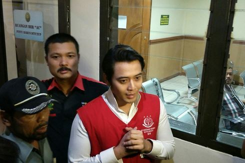 Keluarga Kriss Hatta Gelar Doa Bersama Jelang Sidang Vonis