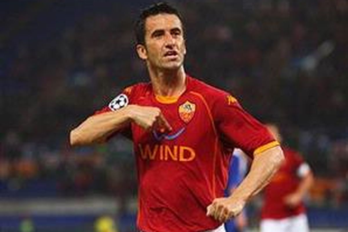 Christian Panucci kecewa dengan Luciano Spalletti sehingga akan meninggalkan AS Roma.