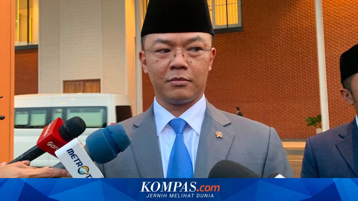 Penjelasan Lengkap Menlu soal RI Tak Kirim Delegasi Resmi ke Pemakaman Khamenei