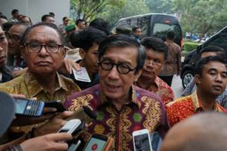 Menteri Hukum dan HAM Yasonna Laoly, saat menghadiri acara syukuran pembebasan bersyarat Antasari Azhar, di Hotel Grand Zuri, Tangerang, Banten, Sabtu (26/11/2016).