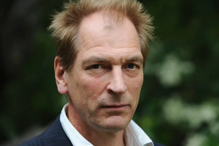 Julian Sands