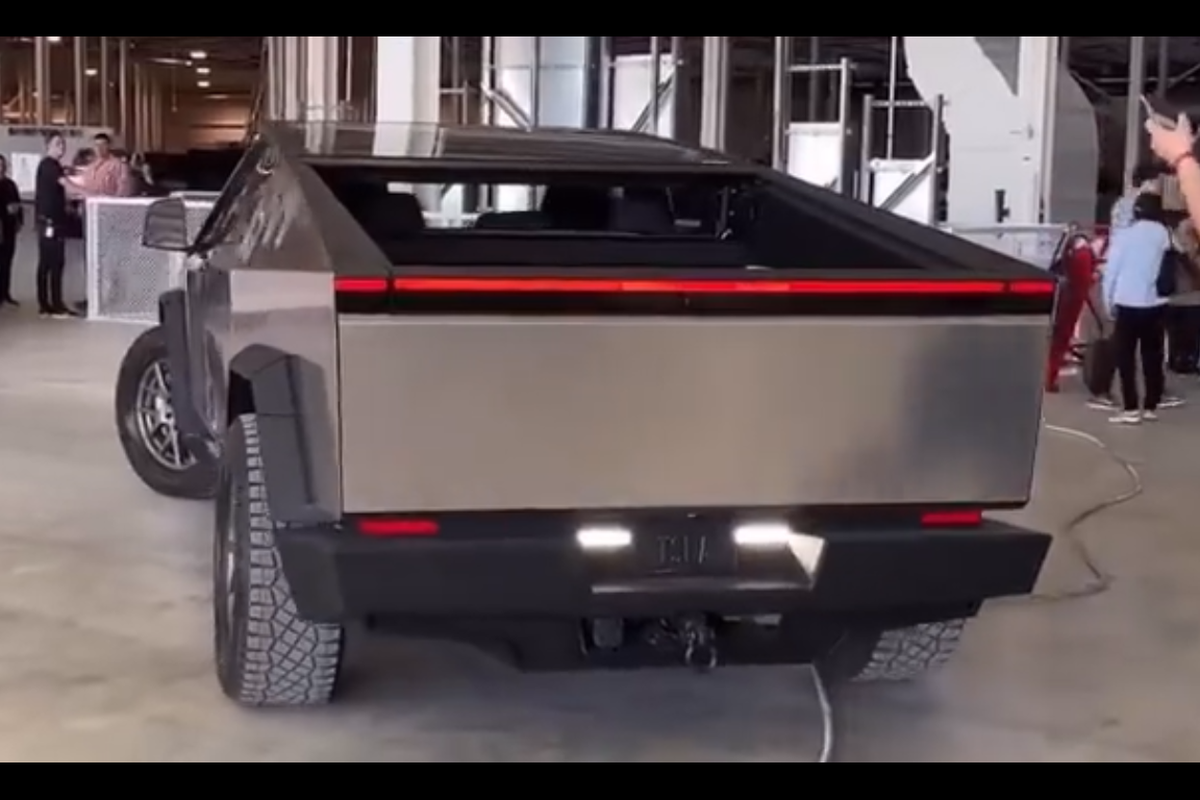 Tesla Cybertruck