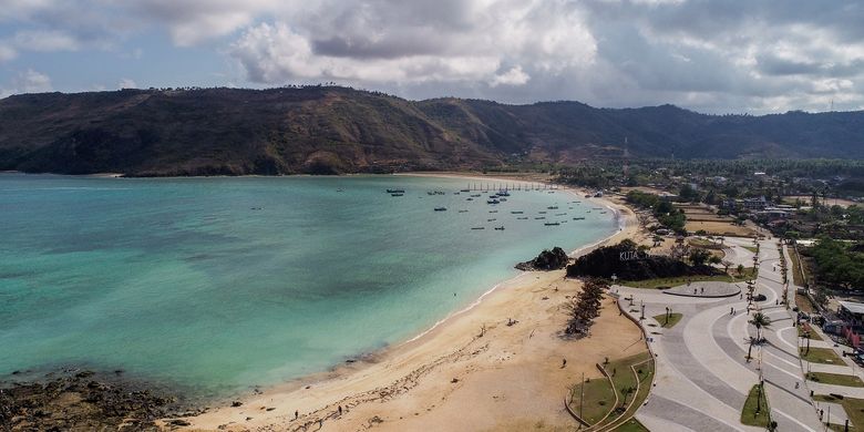 Kawasan pariwisata Kuta Mandalika di Nusa Tenggara Barat