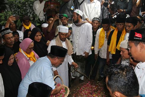 Prosesi Khusus, Sultanah Putroe Dimakamkan di Kompleks Makam Sultan Aceh