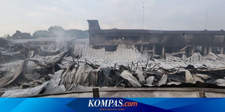 Polisi Masih Dalami Penyebab Kebakaran Gudang JNE di Pekapuran Depok - Vimarsana News