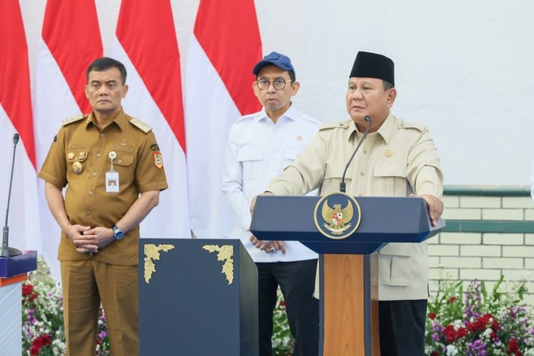 Prabowo Dengar Ada Ribuan Lintasan Kereta yang Perlu Dibuat Pintu, Singgung soal Kecelakan