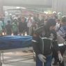 Truk Pengangkut Pasir Tabrak 3 Sepeda Motor di Cileunyi, 2 Orang Tewas