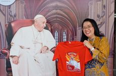 Sally Jual Kaos Bergambar Wajah Paus Fransiskus: Karena Mau Datang, Saya Ingin Bikin Sesuatu