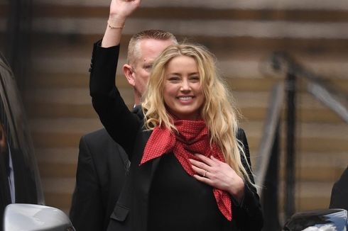 Amber Heard Sticks to Her Story in Johnny Depp’s Libel Trial