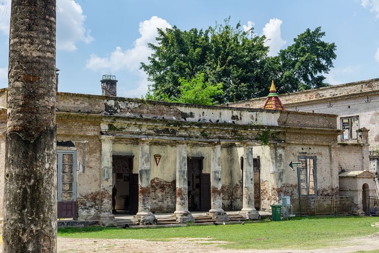 Bagian dalam Benteng Van den Bosch atau Benteng Pendem Ngawi.