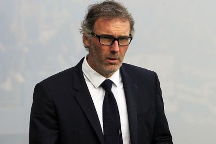 Pelatih Paris Saint-Germain, Laurent Blanc.