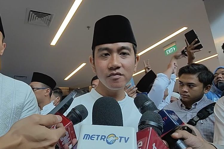 Calon wakil presiden (cawapres) nomor urut 2 Gibran Rakabuming Raka di Solo, Jawa Tengah, Kamis (8/2/2024).