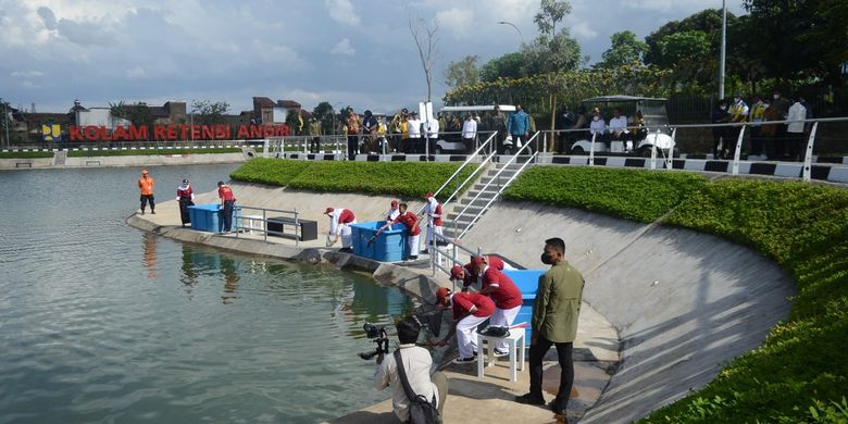 Berita Harian Banjir-di-bandung-barat Terbaru Hari Ini - Kompas.com