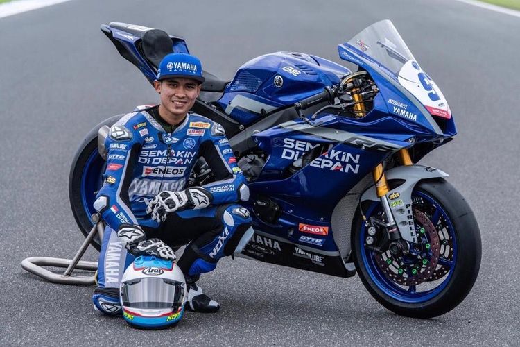 Pebalap Indonesia, Galang Hendra Pratama, siap melakoni debut dalam ajang World Supersport Championship (WorldSSP) di sirkuit Phillip Island, Australia, akhir pekan ini.