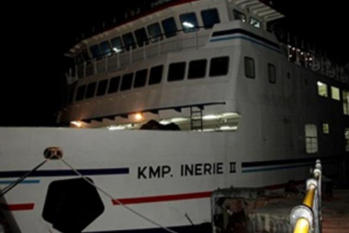 KMP Inerie II melayari Aimere di Pulau Flores menuju Waingapu di Pulau Sumba, Nusa Tenggara Timur (NTT) sekali dalam semingu pada setiap hari Jumat. Biasanya berangkat dari Aimere  pukul 10.00 dan akan tiba di Waingapu, Sabtu sekitar pukul 07.00 Wita.