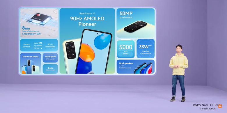 Perwakilan Xiaomi mempresentasikan Redmi Note 11s dan Redmi Note 11 di acara peluncuran global yang ditayangkan di YouTube.