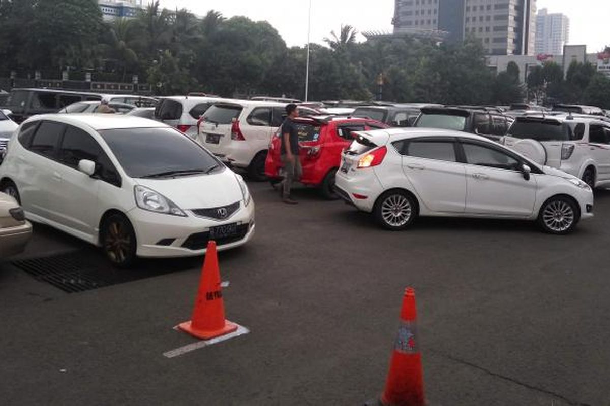 Ilustrasi lahan parkir di Jakarta