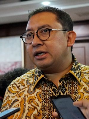 Wakil Ketua DPR Fadli Zon Saat ditemui di ruang kerjanya, gedung Nusantara III, Kompleks Parlemen, Senayan, Jakarta, Rabu (23/1/2019). 